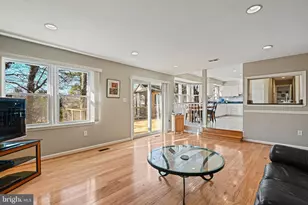 2707 Glencroft Rd, Vienna, VA 22181 - Photo 26