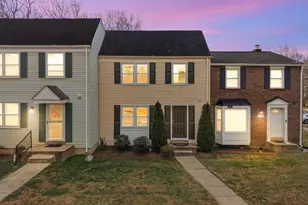 9033 Piney Grove Dr, Fairfax, VA 22031 - Photo 2