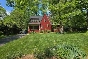 7108 Larrlyn Dr, Springfield, VA 22151 - Photo 2