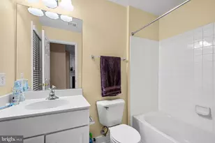 2546 Terra Cotta Cir, Herndon, VA 20171 - Photo 6