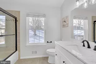 9005 Triple Ridge Rd, Fairfax Station, VA 22039 - Photo 20