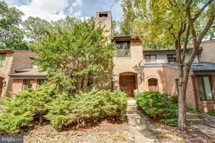 5707 Waters Edge Landing Court, Burke, VA 22015 - Photo 6