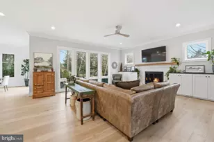 311 Albrecht Cir SW, Vienna, VA 22180 - Photo 4