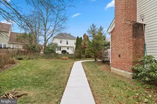 2603 Chriswell Pl, Herndon, VA 20171 - Photo 2