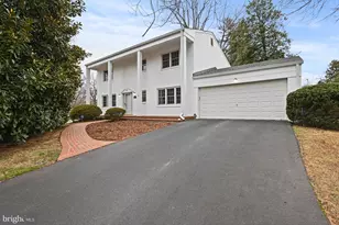 7801 Birnam Wood Dr, McLean, VA 22102 - Photo 2