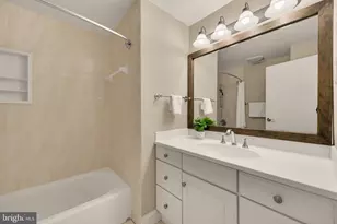 909 Cantle Ln, Great Falls, VA 22066 - Photo 34