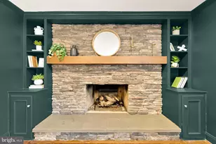 909 Cantle Ln, Great Falls, VA 22066 - Photo 14