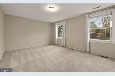 909 Cantle Lane, Great Falls, VA 22066 - Photo 30