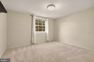 909 Cantle Ln, Great Falls, VA 22066 - Photo 32