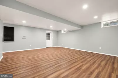 909 Cantle Lane, Great Falls, VA 22066 - Photo 36
