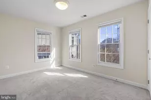 8882 Ashgrove House Ln, Vienna, VA 22182 - Photo 22