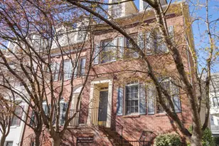 8882 Ashgrove House Ln, Vienna, VA 22182 - Photo 2