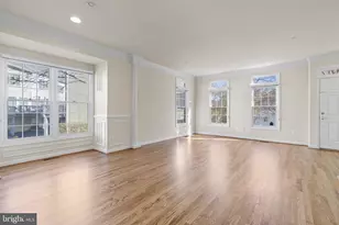 8882 Ashgrove House Ln, Vienna, VA 22182 - Photo 6