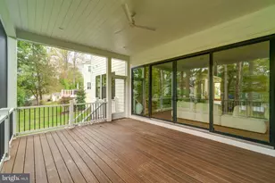 913 Symphony Cir SW, Vienna, VA 22180 - Photo 136