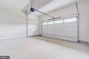 913 Symphony Cir SW, Vienna, VA 22180 - Photo 50