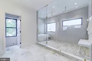 913 Symphony Cir SW, Vienna, VA 22180 - Photo 86