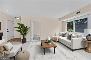 8002 Chanute Pl, Falls Church, VA 22042 - Photo 4