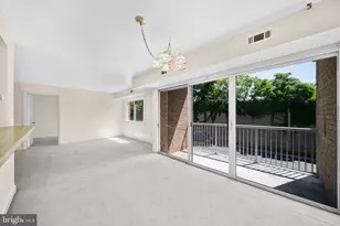 8002 Chanute Pl, Falls Church, VA 22042 - Photo 8