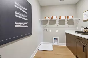 8272 Colling Manor Ct, Alexandria, VA 22308 - Photo 38