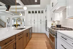 8272 Colling Manor Ct, Alexandria, VA 22308 - Photo 16