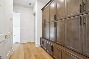 8272 Colling Manor Ct, Alexandria, VA 22308 - Photo 10