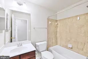 6055 Wicker Ln, Centreville, VA 20121 - Photo 30