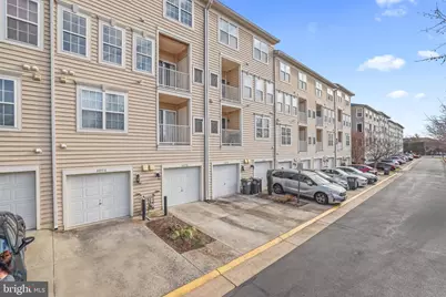 6055 Wicker Lane #128, Centreville, VA 20121 - Photo 32