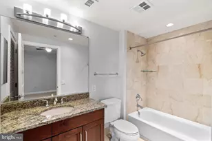 8220 Crestwood Heights Dr, McLean, VA 22102 - Photo 20