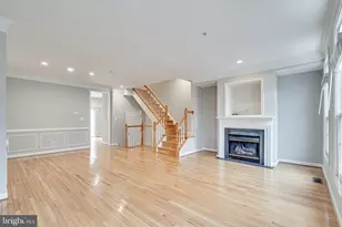 8872 Ashgrove House Ln, Vienna, VA 22182 - Photo 4