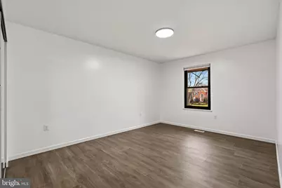 2146 Woodford Road, Vienna, VA 22182 - Photo 16