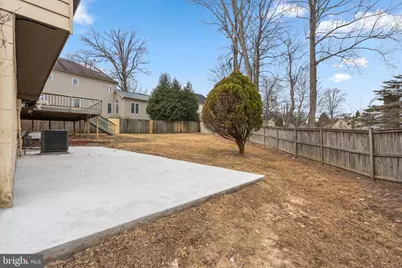 2146 Woodford Road, Vienna, VA 22182 - Photo 28
