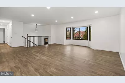 2146 Woodford Road, Vienna, VA 22182 - Photo 4