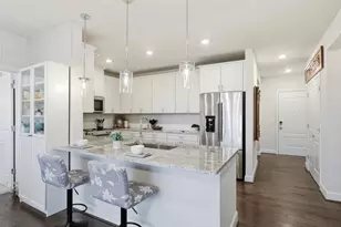 2960 Vaden Dr, Fairfax, VA 22031 - Photo 6