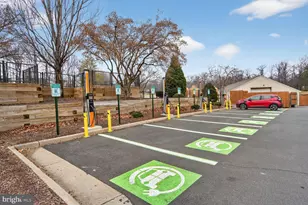 12105 Wedgeway Pl, Fairfax, VA 22033 - Photo 30