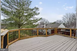 12105 Wedgeway Pl, Fairfax, VA 22033 - Photo 10