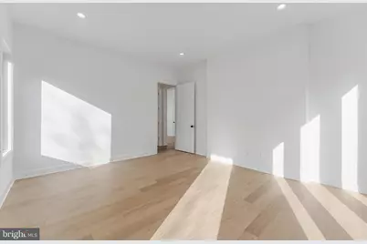 731 Ellsworth Avenue, Great Falls, VA 22066 - Photo 32