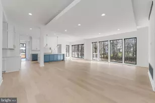 731 Ellsworth Ave, Great Falls, VA 22066 - Photo 26