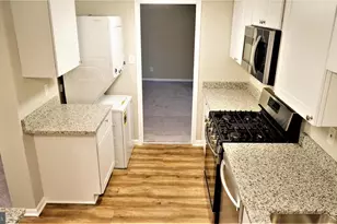 11818 Breton Ct, Reston, VA 20191 - Photo 8