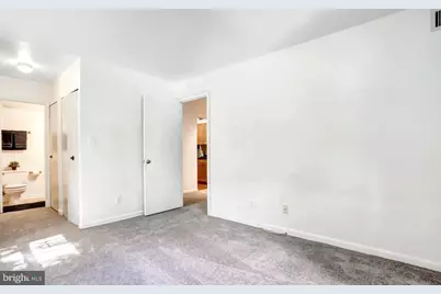 5912 Cove Landing Road #301, Burke, VA 22015 - Photo 16