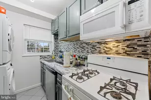 2239 Farrington Ave, Alexandria, VA 22303 - Photo 12