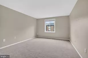 9702 Kingsbridge Dr, Fairfax, VA 22031 - Photo 16