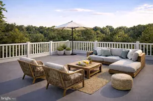 10401 White Granite Dr, Oakton, VA 22124 - Photo 10