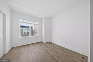 7348 Blade Dr, Falls Church, VA 22042 - Photo 12