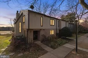 1809 Ivy Oak Square, Reston, VA 20190 - Photo 2