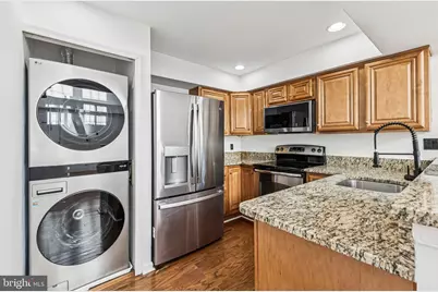 6006 Curtier Drive #F, Alexandria, VA 22310 - Photo 6