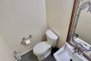 8679 Hickory Ridge Ct, Springfield, VA 22153 - Photo 12