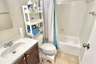 8679 Hickory Ridge Ct, Springfield, VA 22153 - Photo 10