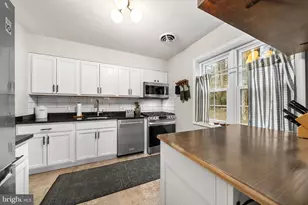 3216 Patrick Henry Dr, Falls Church, VA 22044 - Photo 8