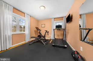3216 Patrick Henry Dr, Falls Church, VA 22044 - Photo 16