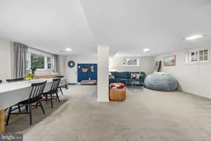 3216 Patrick Henry Dr, Falls Church, VA 22044 - Photo 20